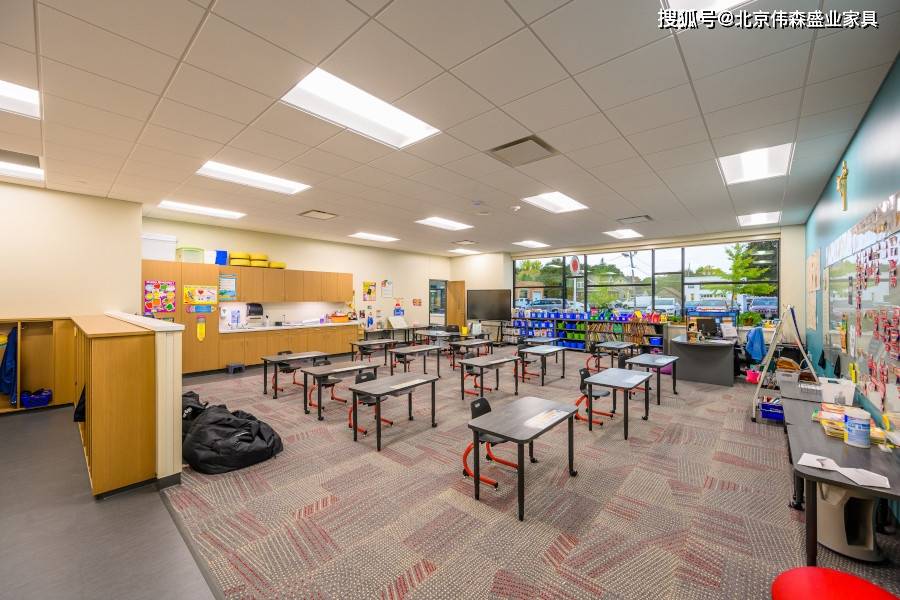 越南国家能源工业公司建设百间STEM教室促进科学教育