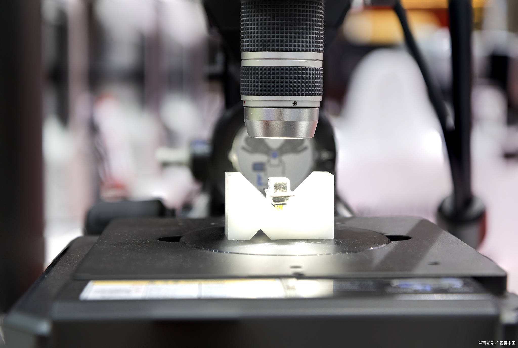 盛德鑫泰获得发明专利授权:“无缝钢管内壁超声波检测数据实时分析与缺陷识别方法”