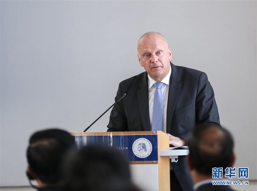 阿尔及利亚愿同意大利深化汽车产业合作