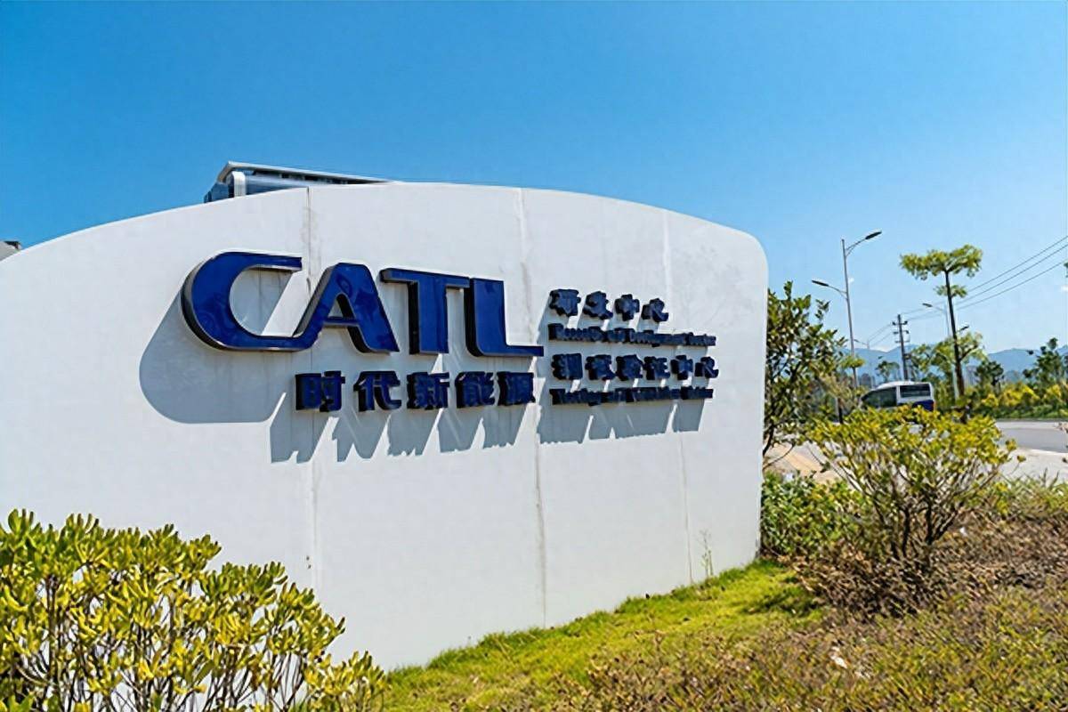 摩根士丹利：上调ASMPT目标价至130港元