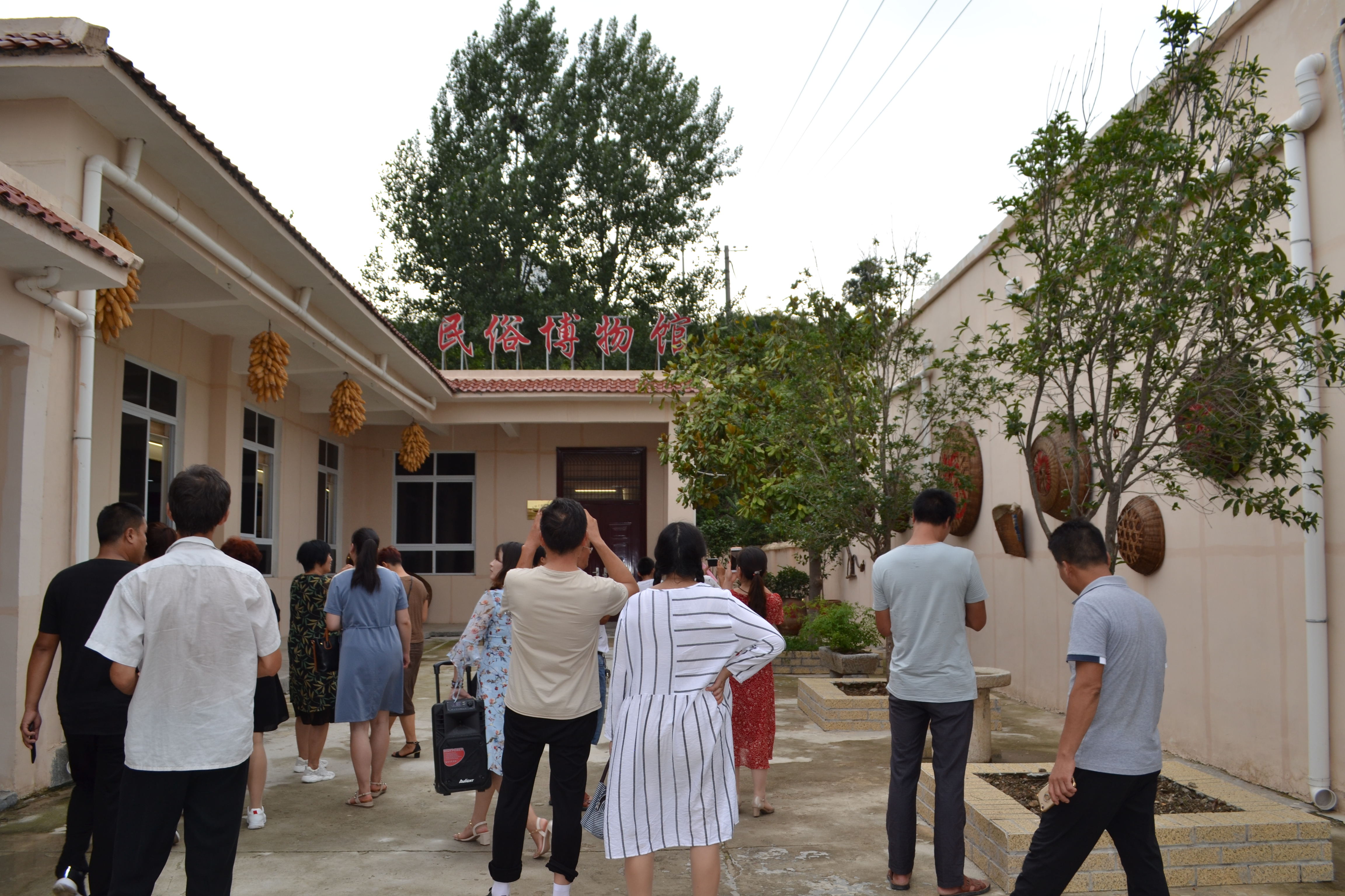 吴清：优化再融资机制 进一步突出“扶优扶科”导向