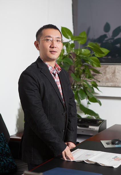 光明肉业：聘任王伟为总裁