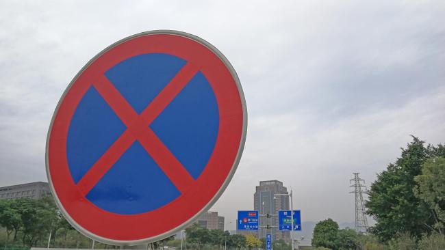 固投“开门红”：基建强劲拉升，房地产压力犹存