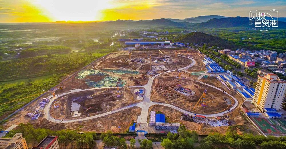 利比里亚总统博阿凯为新标准局总部揭幕，强调质量基础设施对经济发展与出口贸易的关键作用