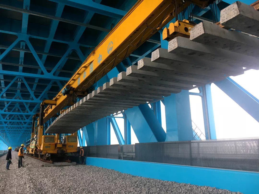 柏诚股份换手率34.30%，沪股通净卖出1445.03万元