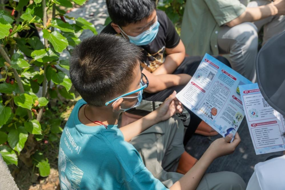 筑牢未成年人“防护网” 破解直播打赏治理新课题